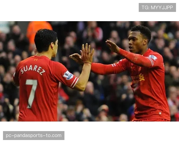 苏亚雷斯撕裂英超顶级防线的战术解析